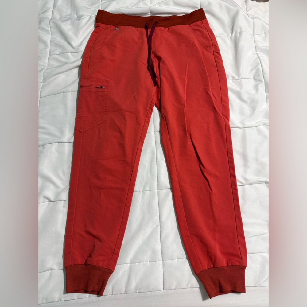 Figs Red Rust Joggers